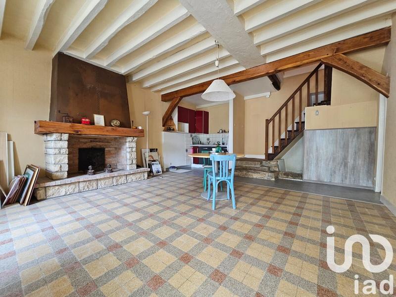 Maison de village - 360 m² - 8 pièces