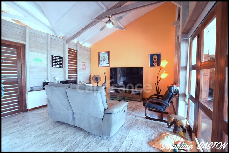 Villa - 153 m² - 6 pièces