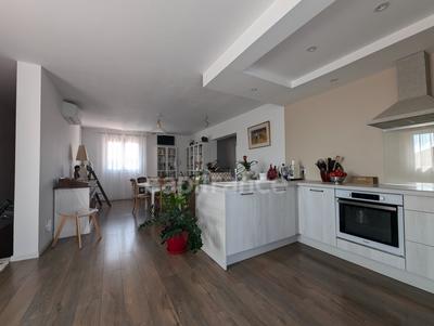 Maison - 86 m² - 3 pièces