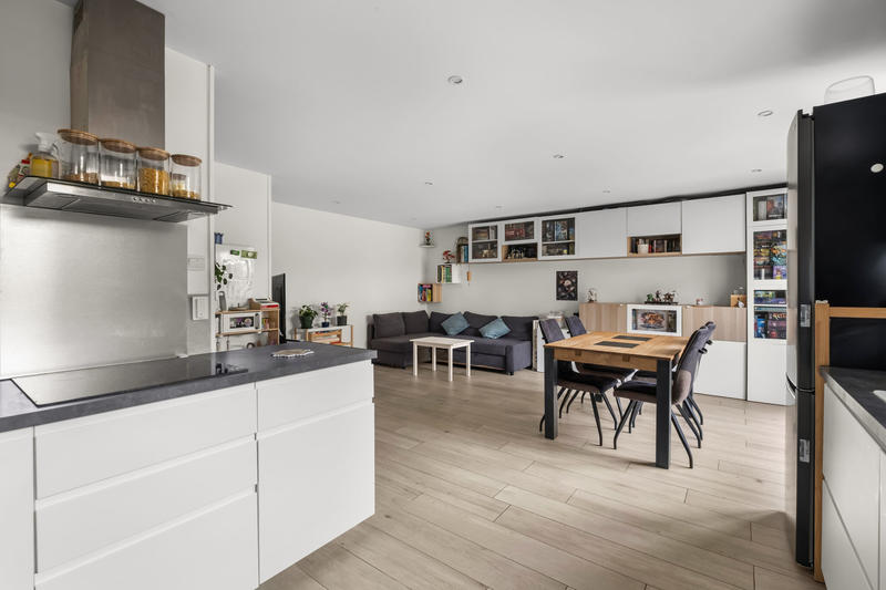 Appartement - 84 m² - 4 pièces