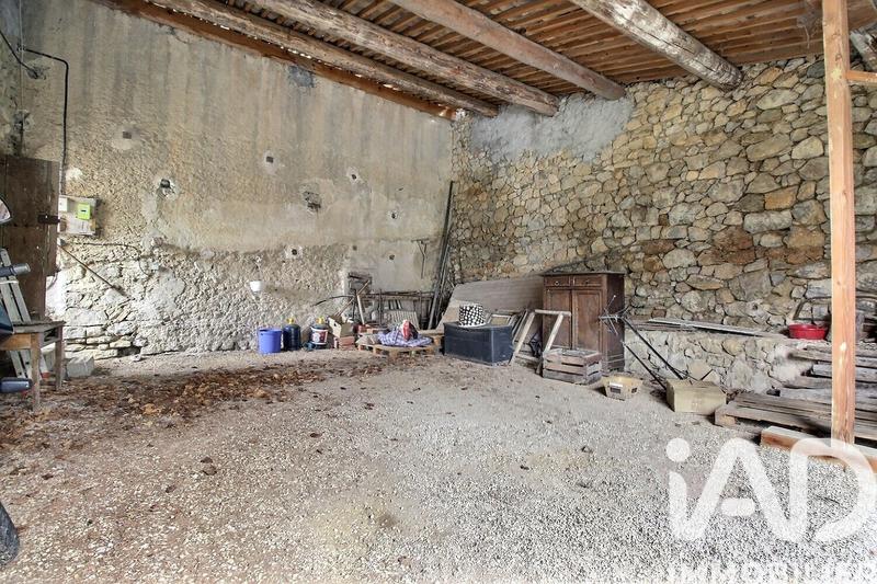 Maison - 238 m² - 6 pièces