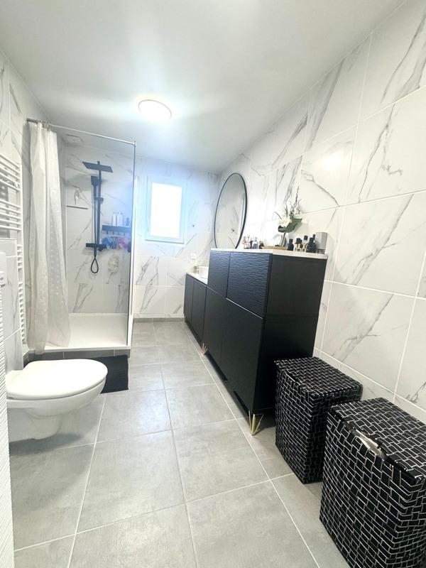 Maison - 101 m² - 6 pièces