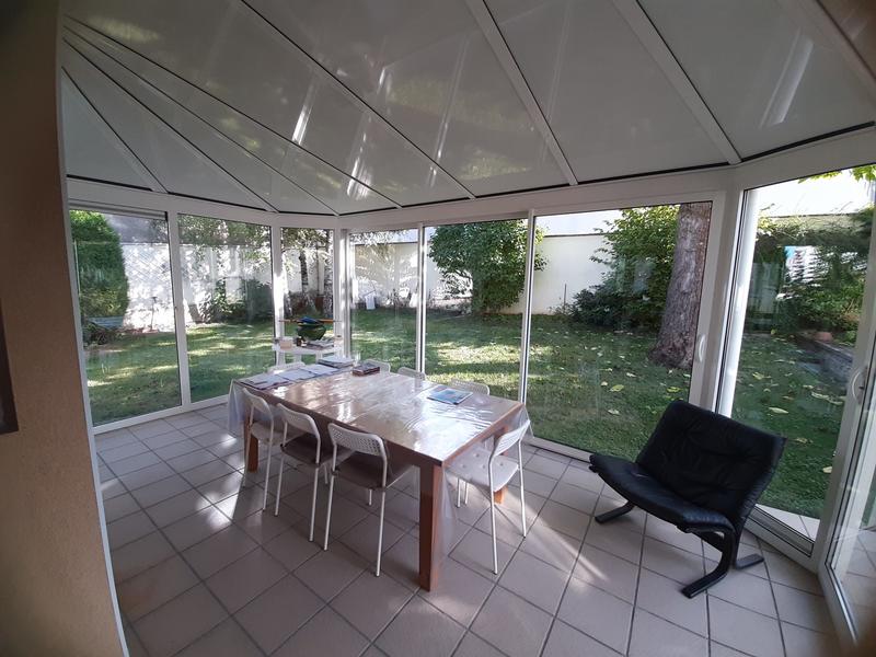 Villa - 196 m² - 8 pièces