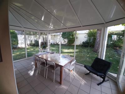 Villa - 196 m² - 8 pièces