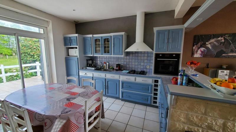 Maison - 180 m² - 4 pièces