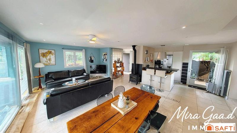 Maison - 160 m² - 6 pièces