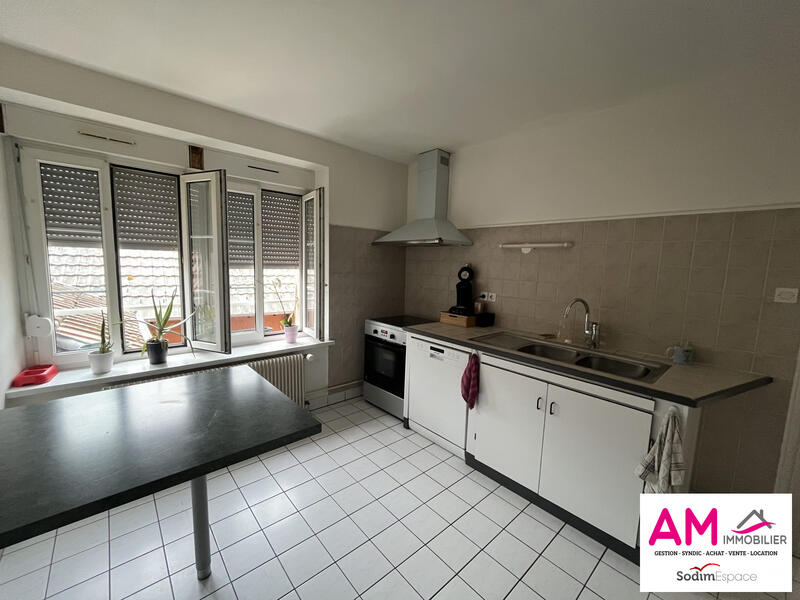 Appartement - 70 m² - 4 pièces