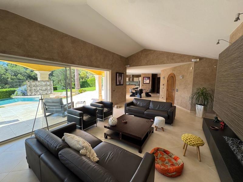 Villa - 170 m² - 5 pièces