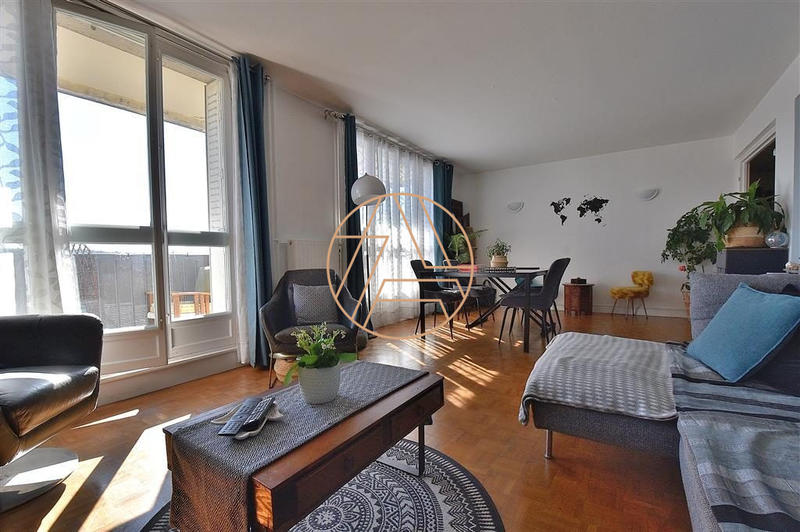 Appartement - 81 m² - 4 pièces