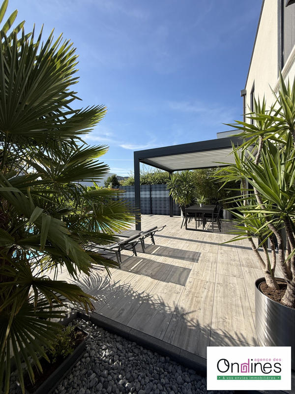 Maison - 111 m² - 5 pièces