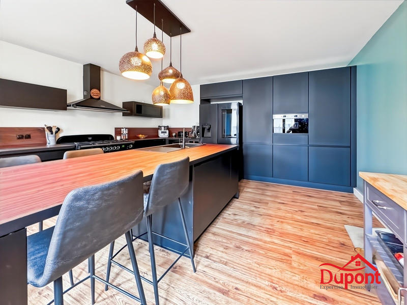 Maison ancienne - 122 m² - 3 pièces