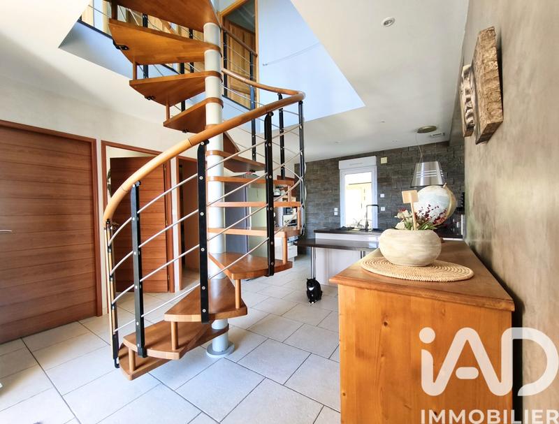 Maison de maîtres - 161 m² - 7 pièces