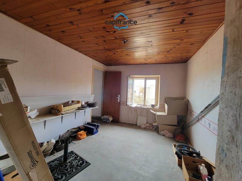 Maison traditionnelle - 252 m² - 10 pièces