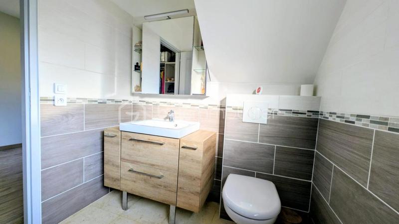 Pavillon - 100 m² - 4 pièces