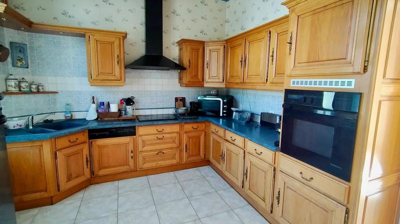 Maison - 142 m² - 6 pièces