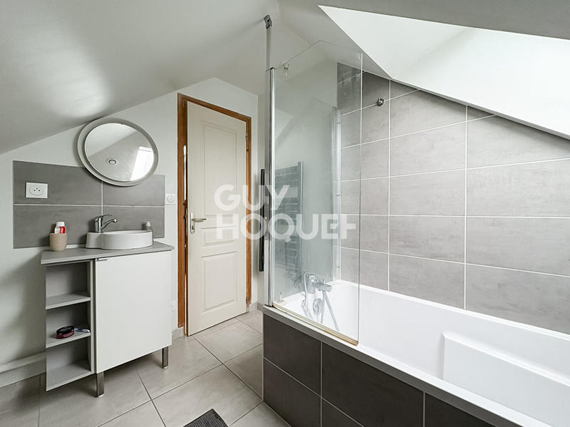 Maison - 140 m² - 7 pièces