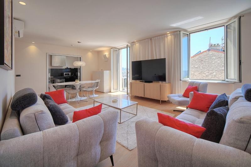 Appartement - 100 m² - 3 pièces