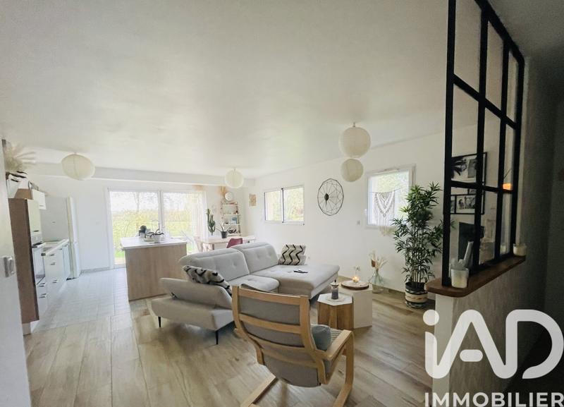 Maison - 90 m² - 4 pièces