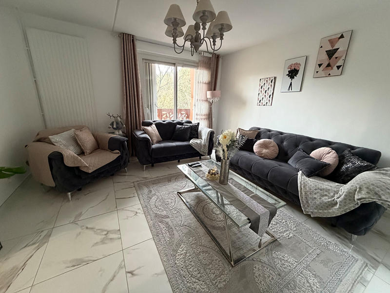 Appartement - 82 m² - 4 pièces