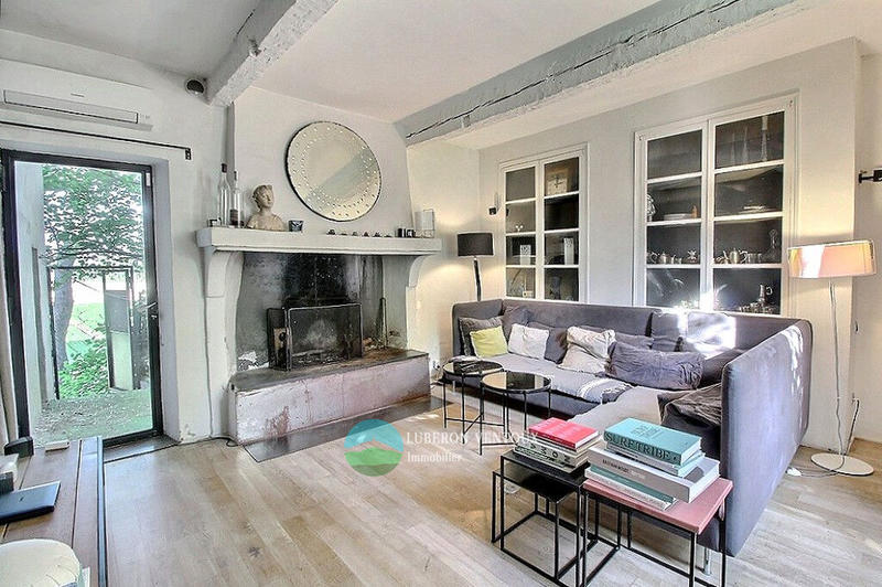 Propriété - 780 m² - 16 pièces