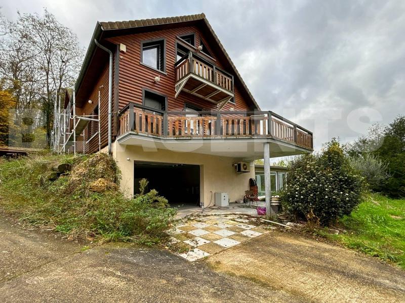 Villa - 322 m² - 6 pièces