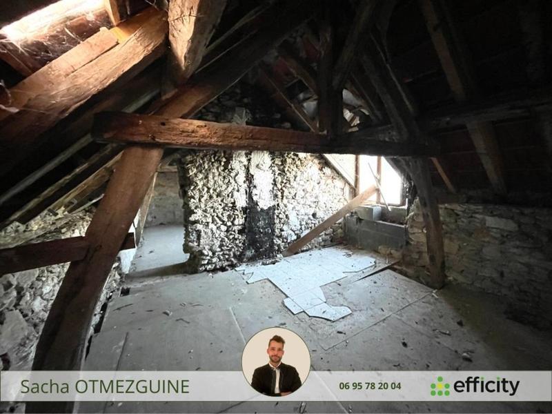 Maison - 160 m² - 8 pièces