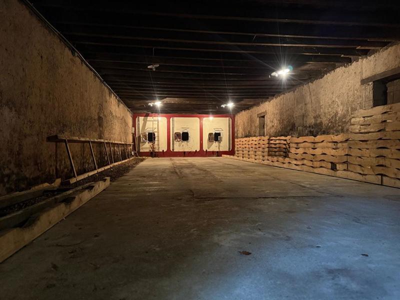 Maison - 485 m² - 12 pièces