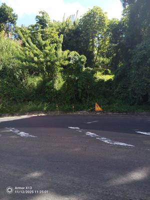 Terrain constructible - 2 300 m²