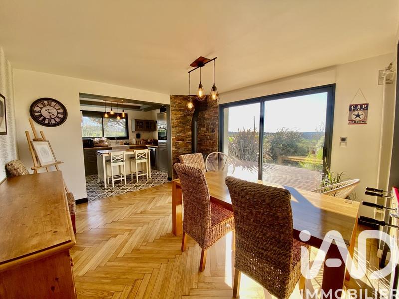 Maison - 113 m² - 7 pièces