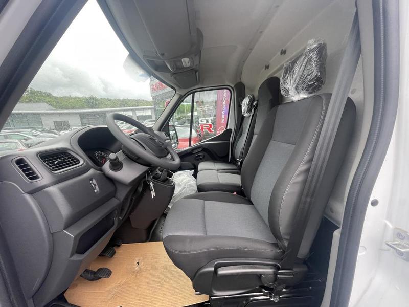 Nissan Interstar Fourgon L2h2 3t5 2.3 Dci 150 s/S Acenta