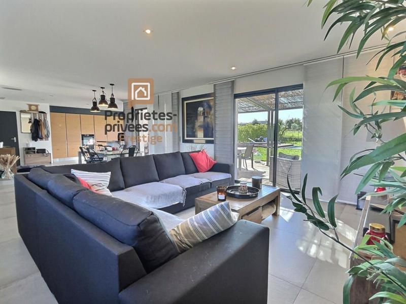 Maison - 140 m² - 6 pièces