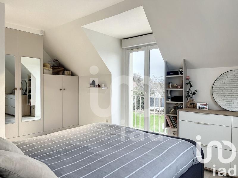 Maison - 256 m² - 9 pièces