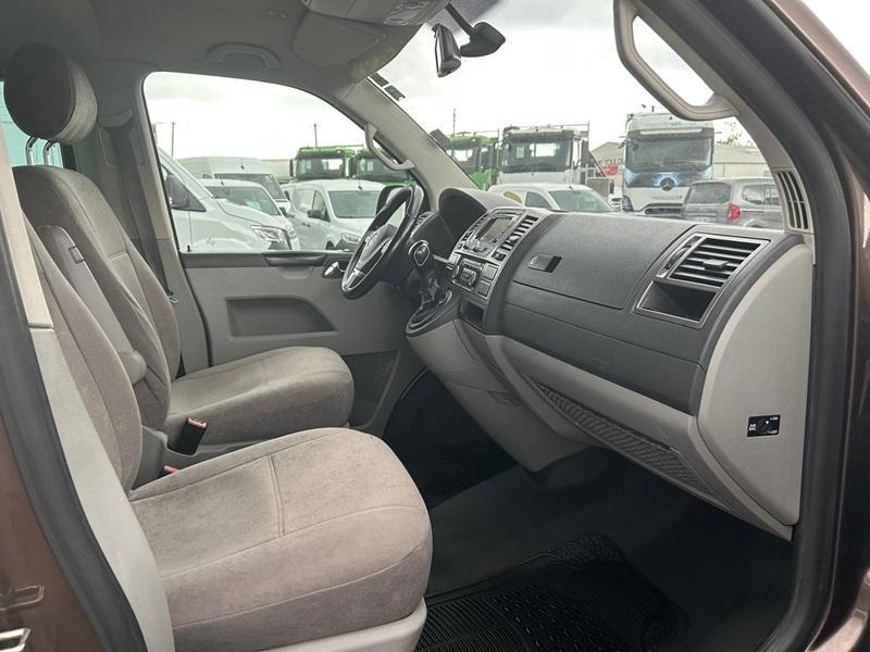 Volkswagen Caravelle 2.0 Tdi 140 Confortline Dsg7 Long 8 Places