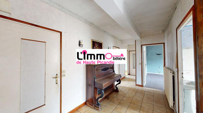 Maison - 180 m² - 8 pièces