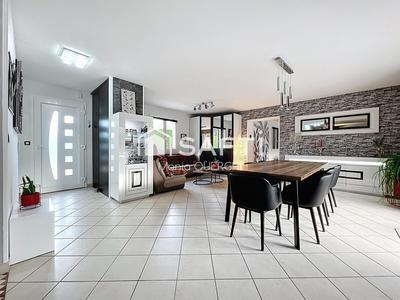 Villa - 173 m² - 8 pièces