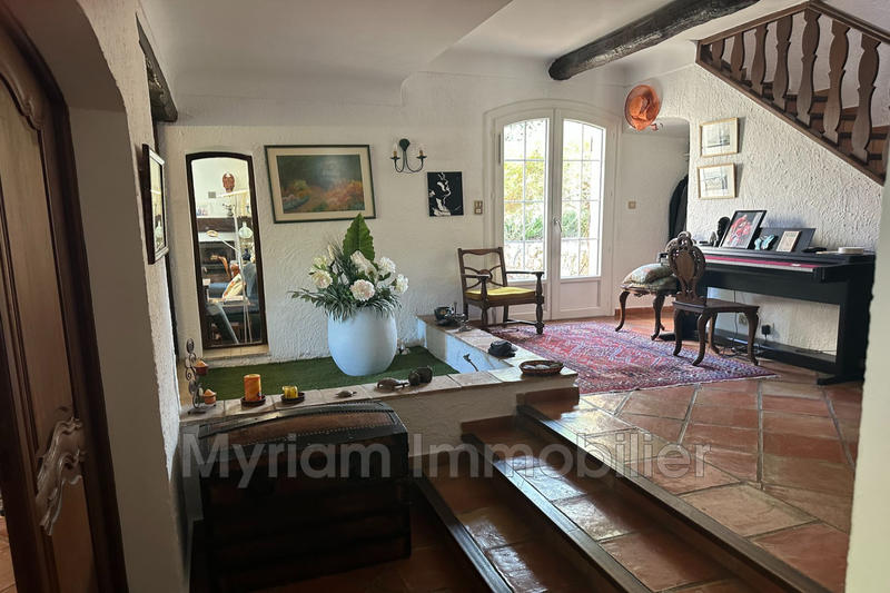 Mas - 195 m² - 5 pièces