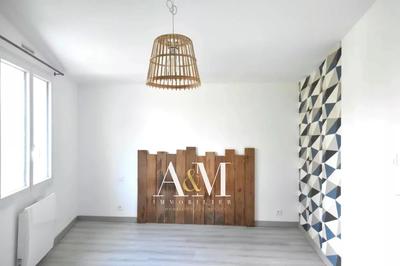 Maison - 74 m² - 3 pièces