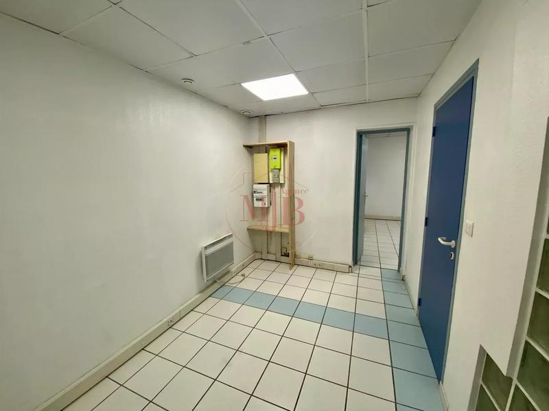 Local d'activités - 36 m² - 2 pièces