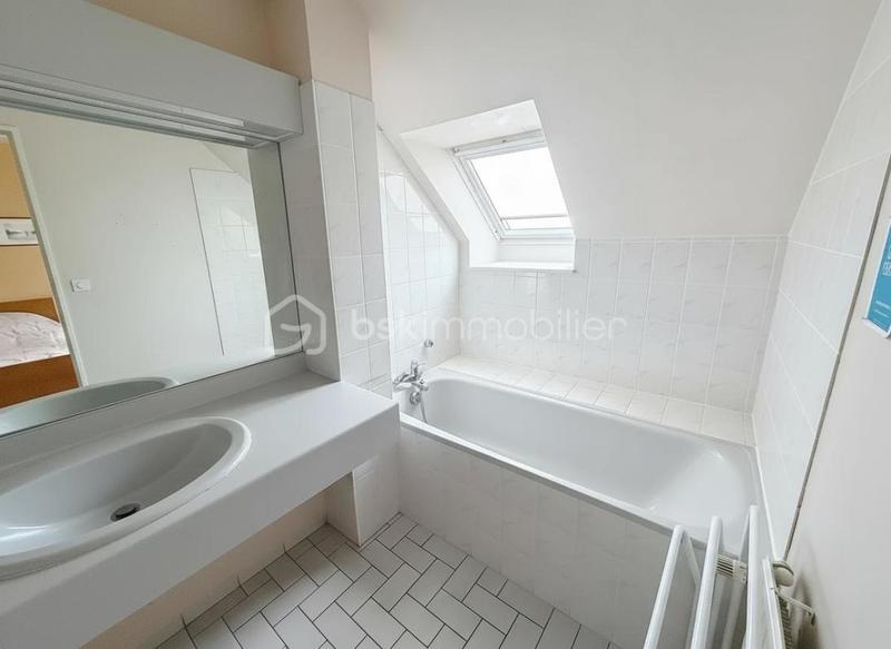 Maison - 143 m² - 7 pièces