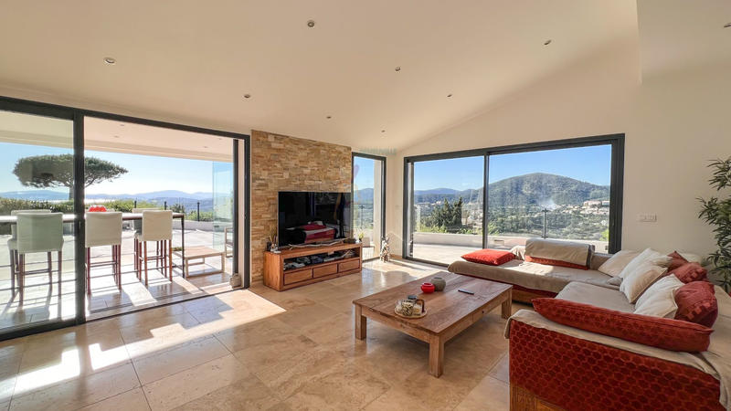 Maison - 84 m² - 4 pièces