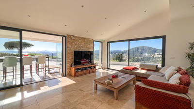 Maison - 84 m² - 4 pièces