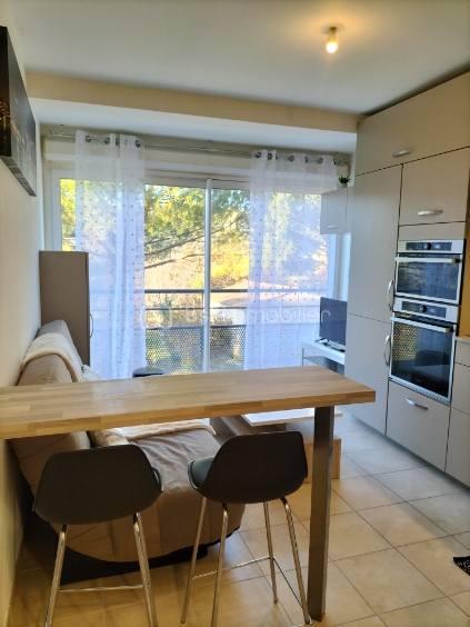 Studio - 19 m² - 2 pièces