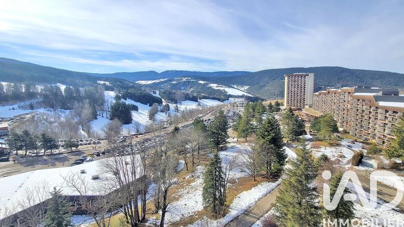 Studio - 25 m² - 1 pièce