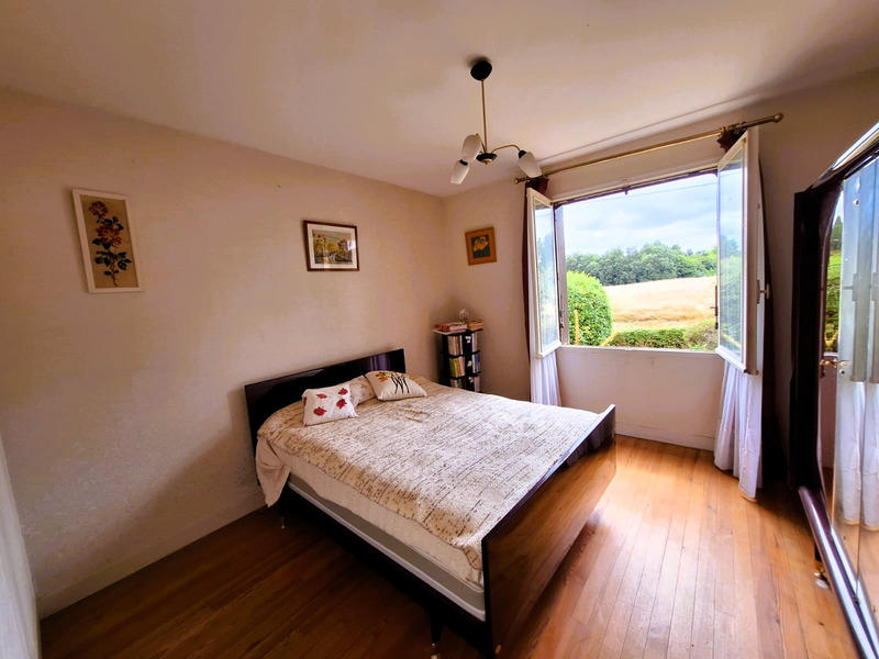 Maison - 93 m² - 4 pièces