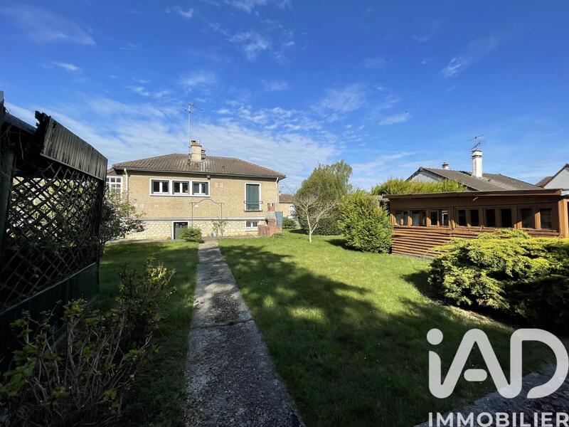 Maison - 88 m² - 4 pièces