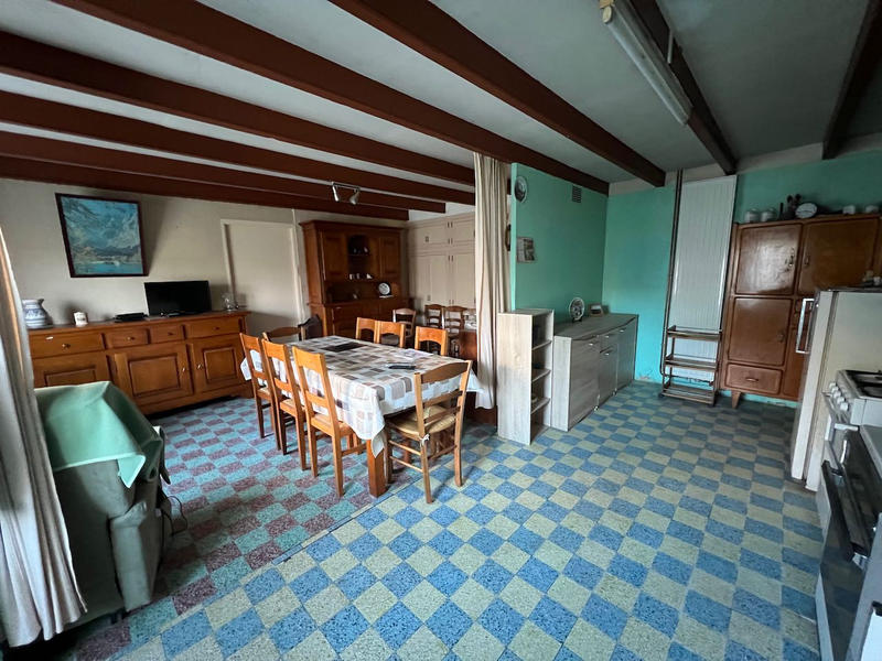 Maison - 102 m² - 4 pièces