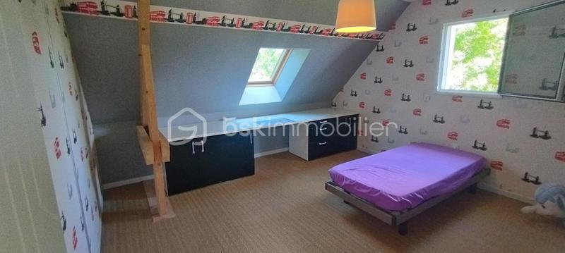 Maison - 210 m² - 8 pièces