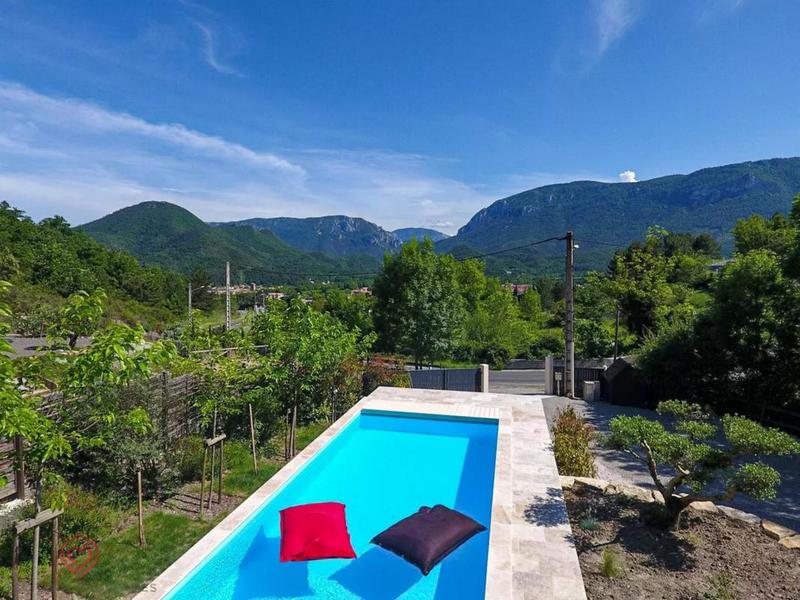 Châlet - 175 m² - 8 pièces