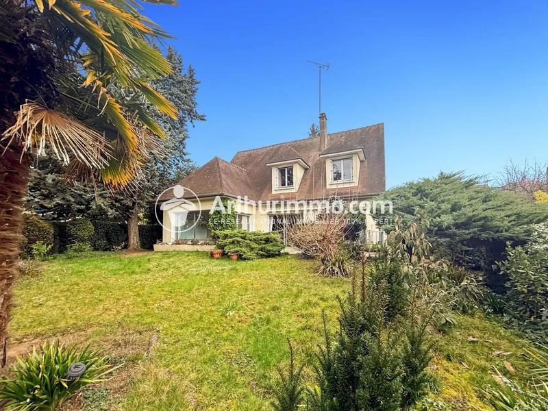 Maison - 161 m² - 6 pièces