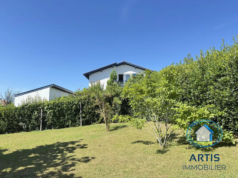 Maison - 105 m² - 5 pièces